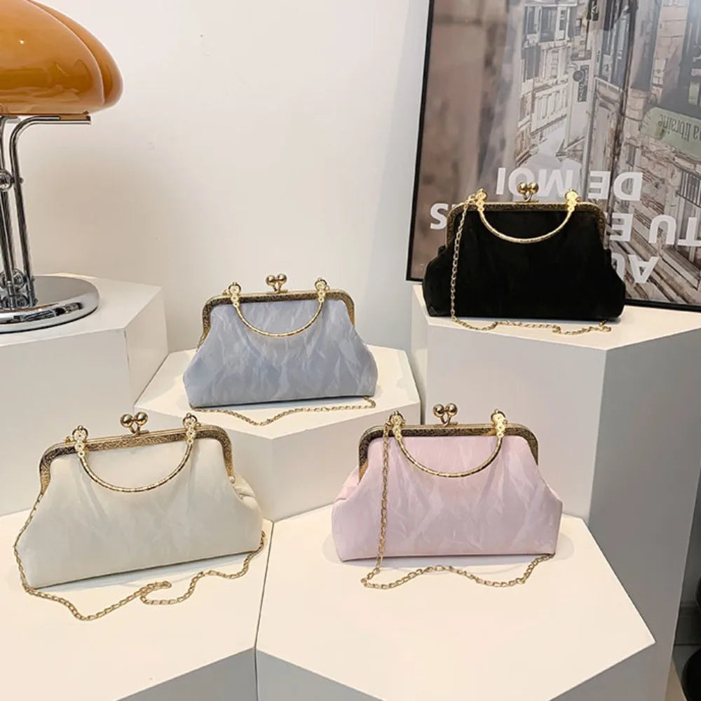 Gold Velvet Evening Bag Clutch Bag Women 2025 French Vintage Luxury Chain Purse Elegant Fashion Purse Wedding Party Handbag