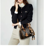 High-End Bags for Women for All Seasons, Fashionable Hand-Held Lock Buckle Women's Bags, Small Square Bags, New Styles, Versatil