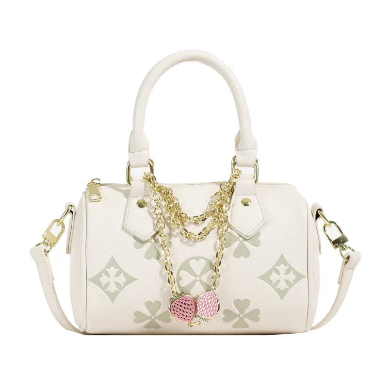 Four leaf strawberry diamond pendant chain bag, women's shoulder bag, simple commuting crossbody bag, armpit bag