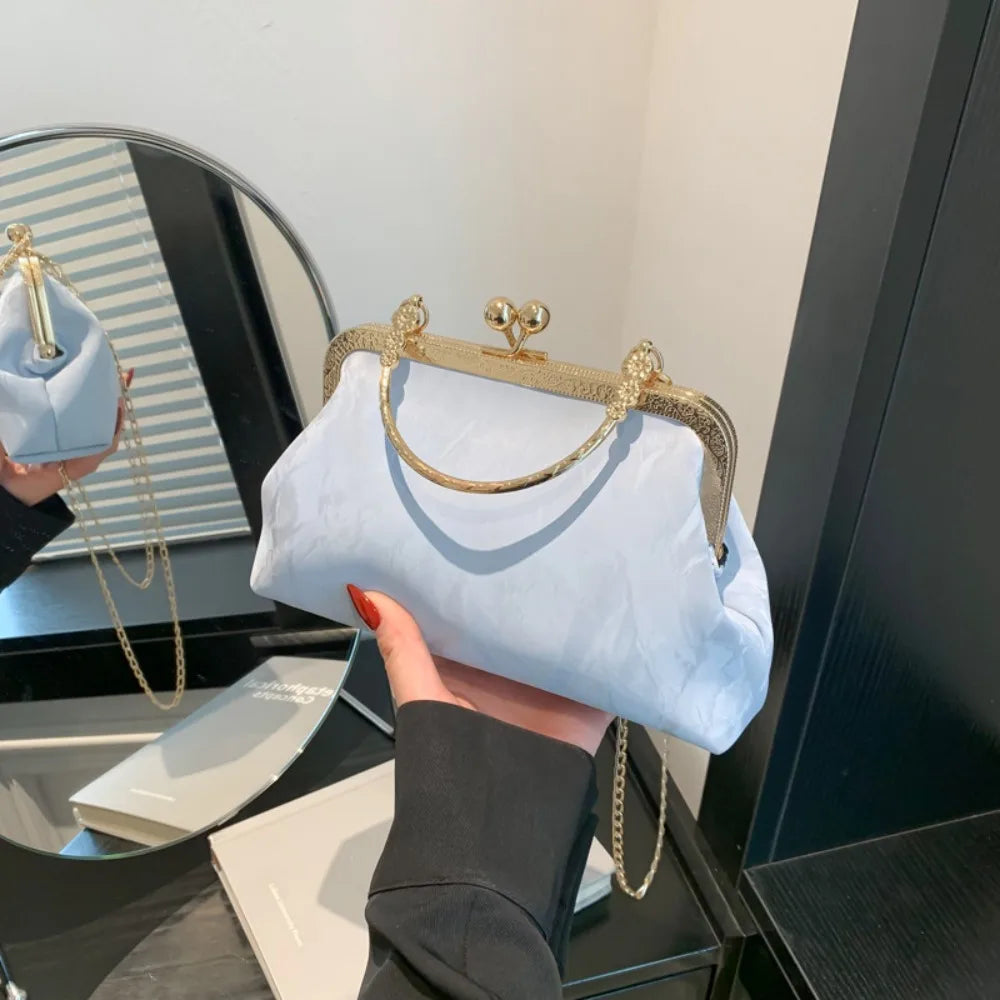 Gold Velvet Evening Bag Clutch Bag Women 2025 French Vintage Luxury Chain Purse Elegant Fashion Purse Wedding Party Handbag