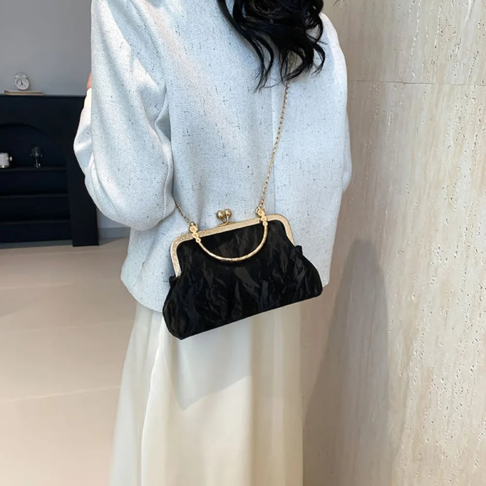 Gold Velvet Evening Bag Clutch Bag Women 2025 French Vintage Luxury Chain Purse Elegant Fashion Purse Wedding Party Handbag