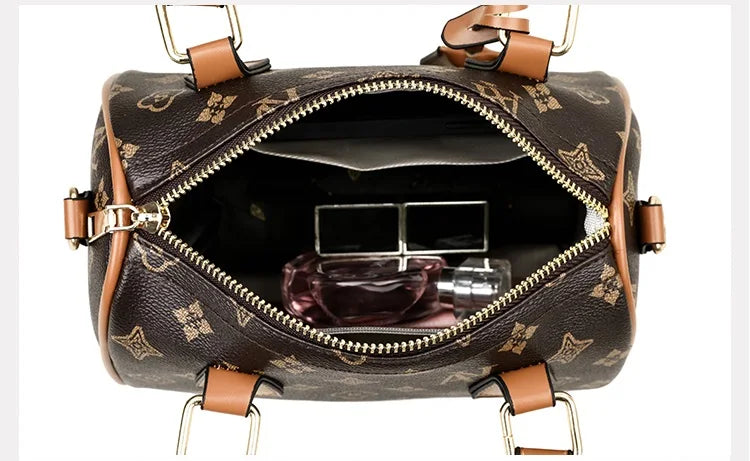 High-End Bags for Women for All Seasons, Fashionable Hand-Held Lock Buckle Women's Bags, Small Square Bags, New Styles, Versatil