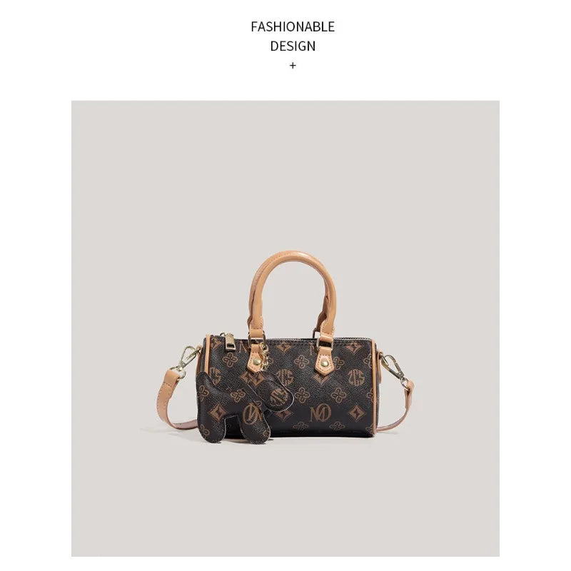 Summer High-end Fashion Hand-held Pillow Bag, New Versatile Single Shoulder Crossbody Bag for Women 2025
