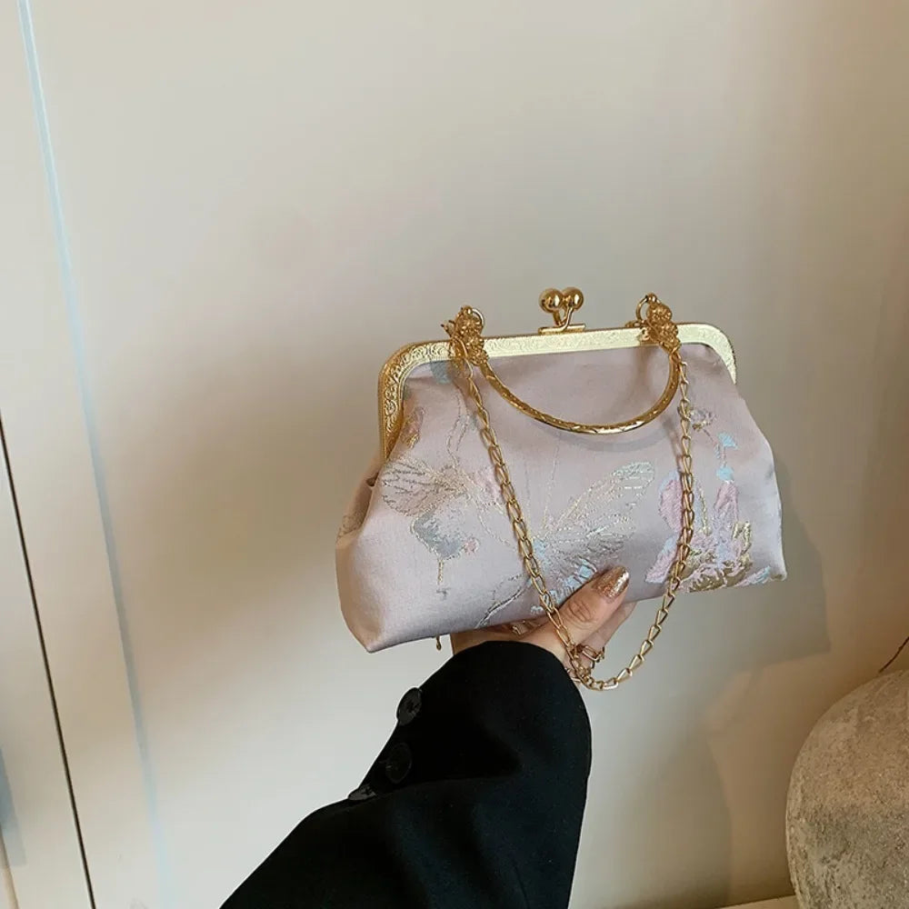 Gold Velvet Evening Bag Clutch Bag Women 2025 French Vintage Luxury Chain Purse Elegant Fashion Purse Wedding Party Handbag