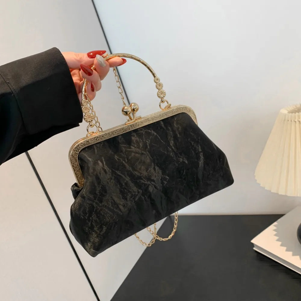 Gold Velvet Evening Bag Clutch Bag Women 2025 French Vintage Luxury Chain Purse Elegant Fashion Purse Wedding Party Handbag