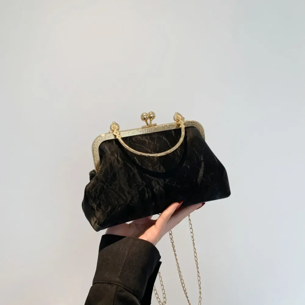 Gold Velvet Evening Bag Clutch Bag Women 2025 French Vintage Luxury Chain Purse Elegant Fashion Purse Wedding Party Handbag